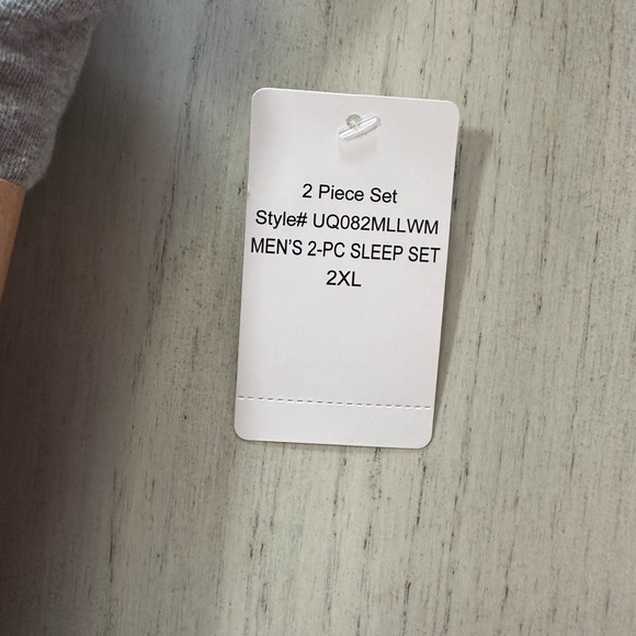 Brand new with tags Men’s pajama set - Picture 4 of 4